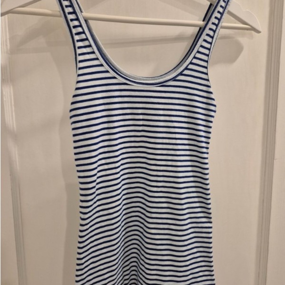 2000s blue and white striped tank